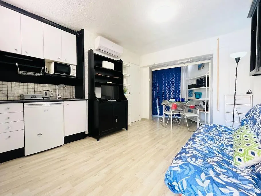 Apartment Pequeno Apto. Familiar A Pasos Del Mar Salou
