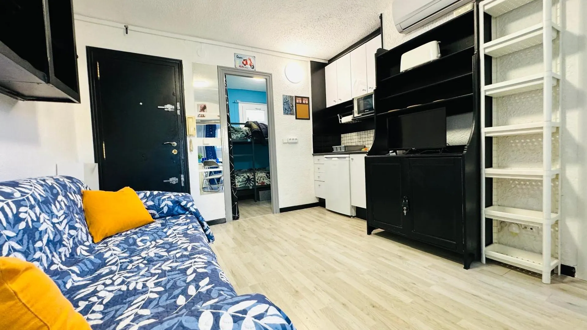 Apartment Pequeno Apto. Familiar A Pasos Del Mar Salou